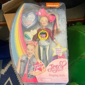 Nickelodeon JoJo Siwa Singing Doll with Pink and Silver Outfit